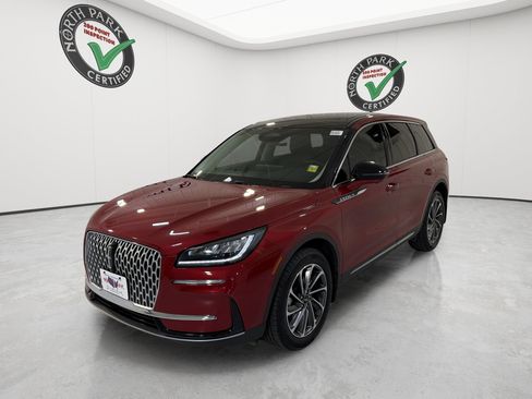 Used 2023 Lincoln Corsair AWD w/ Equipment Group 101A image 12