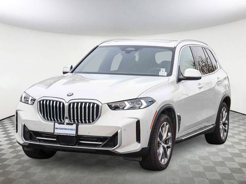 Used 2024 BMW X5 xDrive40i image 3