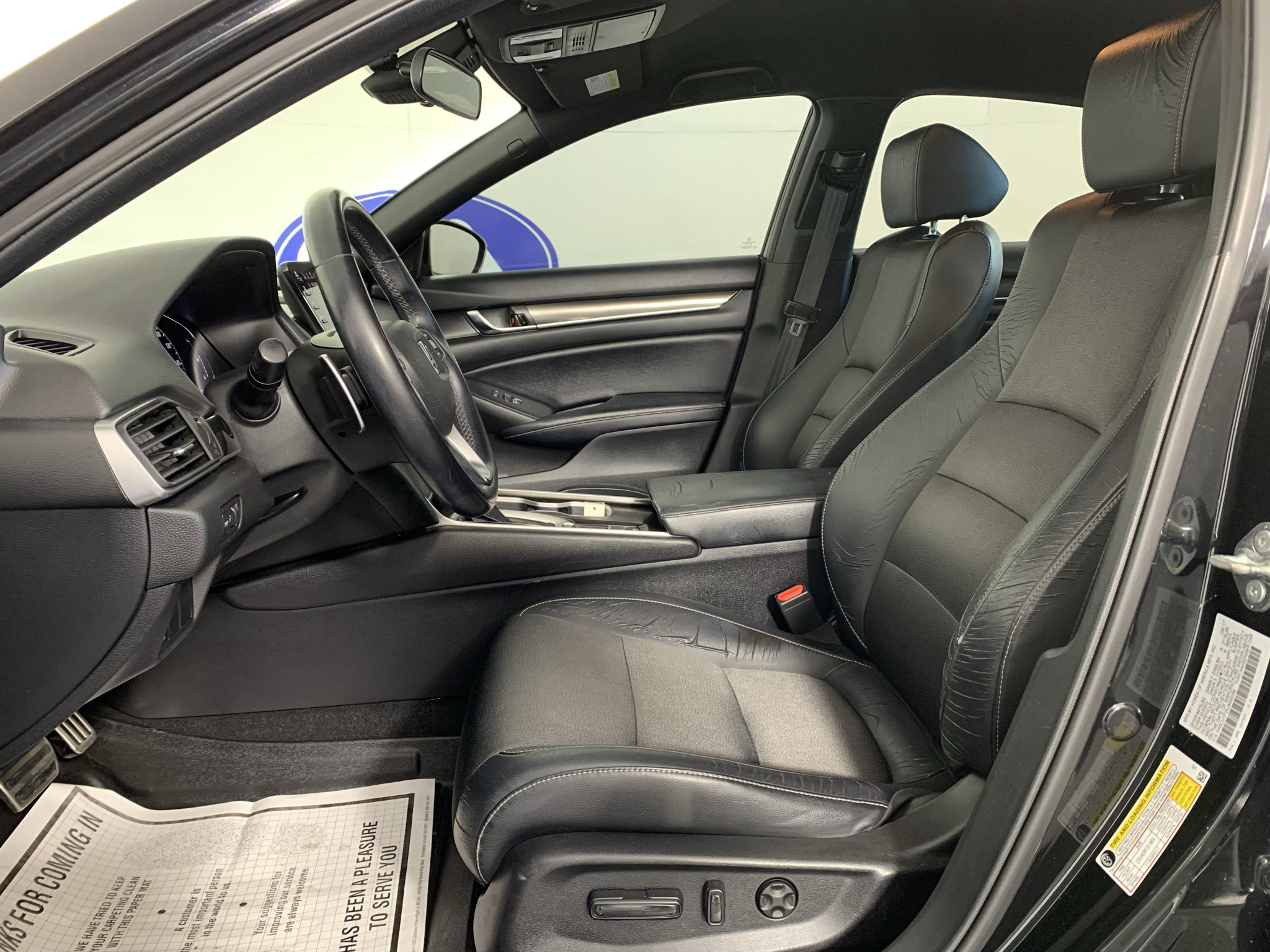Used 2018 Honda Accord Sport image 15