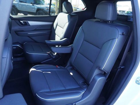 New 2026 Buick Enclave Preferred w/ Power Package image 9