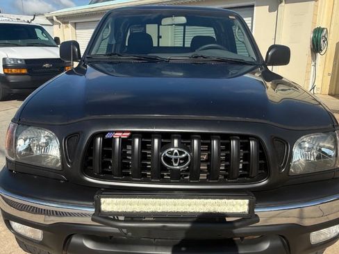 Used 2003 Toyota Tacoma PreRunner RWD image 18