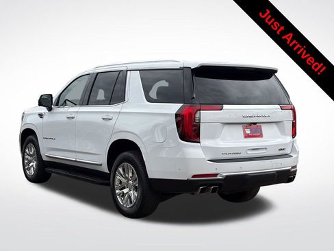 Used 2025 GMC Yukon Denali image 3