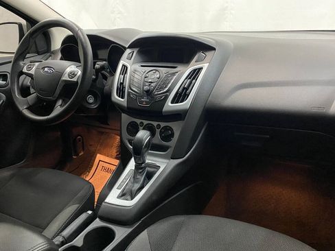 Used 2014 Ford Focus SE FWD image 11
