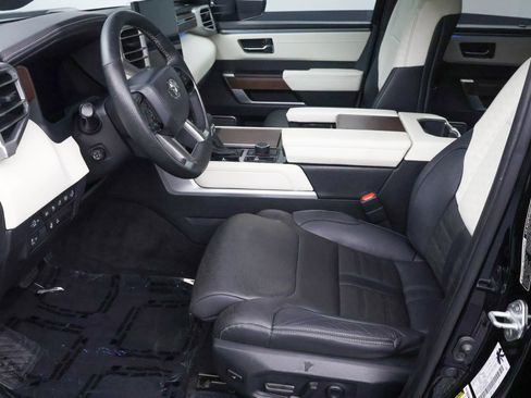 Used 2022 Toyota Tundra Capstone AWD/4WD image 6