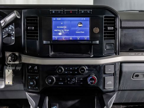 Used 2023 Ford F250 XLT w/ 360-Degree Camera Package AWD/4WD image 24
