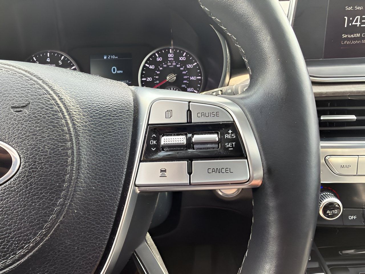 Used 2021 Kia Telluride EX w/ EX Premium Package AWD/4WD image 21