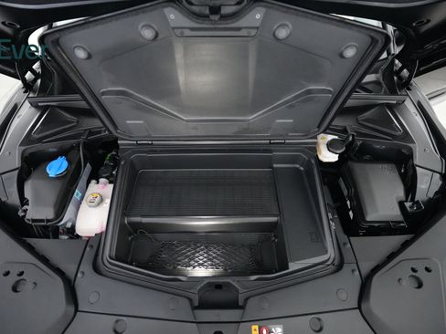 Used 2023 Genesis GV60 Advanced image 26