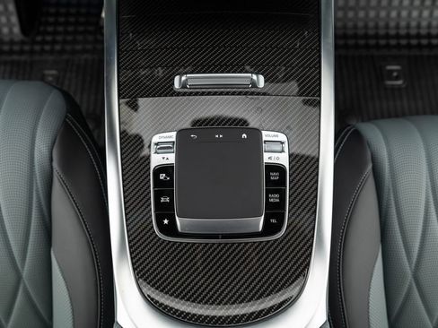 Used 2025 Mercedes-Benz G 63 AMG 4MATIC image 22