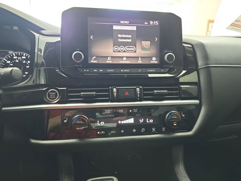 Certified 2022 Nissan Pathfinder SV FWD image 20
