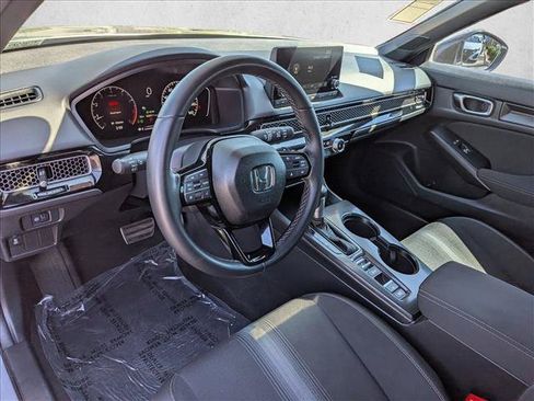 Used 2025 Honda Civic Sport image 12