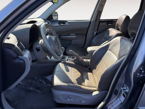 Used 2010 Subaru Forester 2.5X Premium image 10