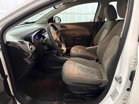 Used 2017 Chevrolet Sonic LT FWD image 26