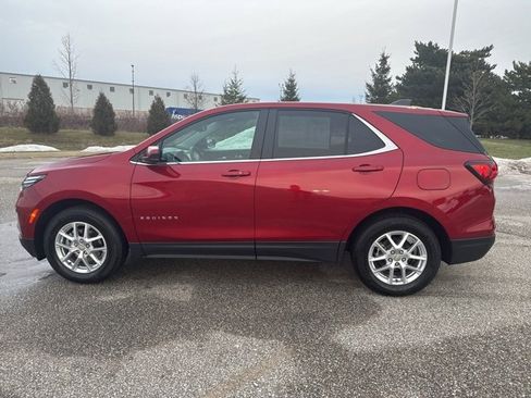 Used 2024 Chevrolet Equinox LT w/ LPO, Floor Liner Package image 8