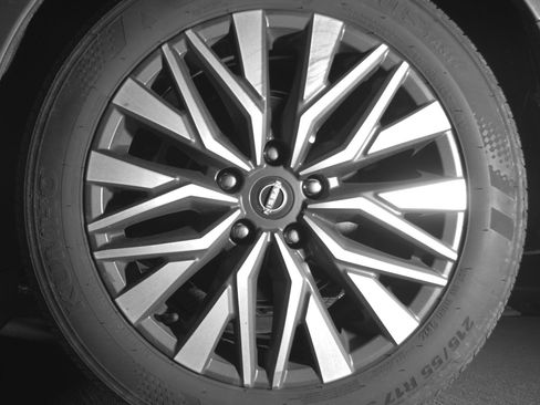 Used 2025 Nissan Altima 2.5 SV image 14