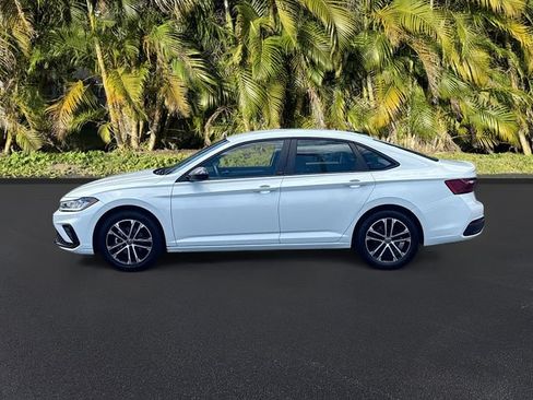 Used 2025 Volkswagen Jetta Sport FWD image 8