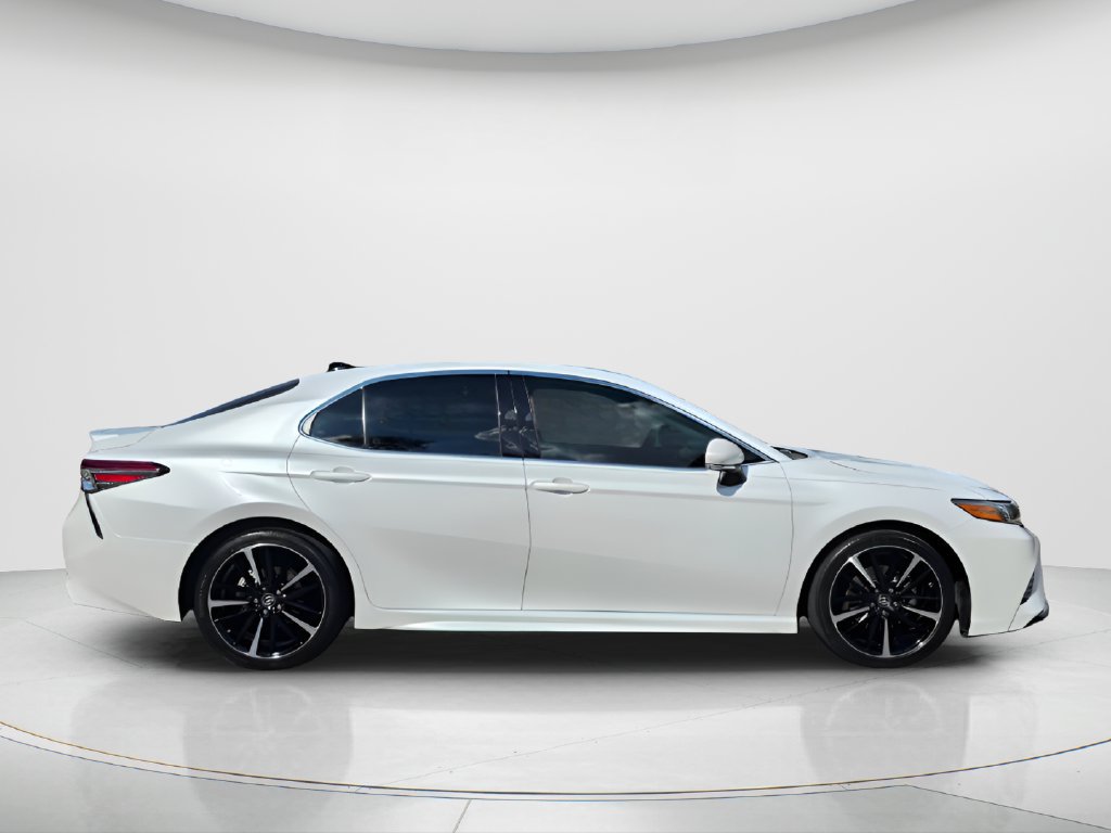 Used 2019 Toyota Camry XSE FWD image 4