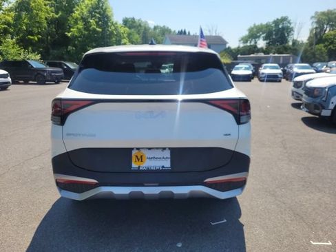 Certified 2024 Kia Sportage LX AWD/4WD image 4