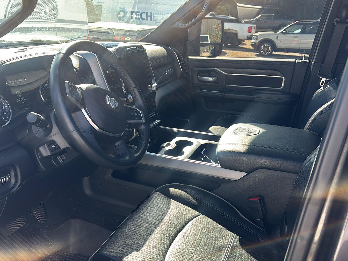 Used 2024 RAM 2500 Laramie w/ Night Edition AWD/4WD image 7
