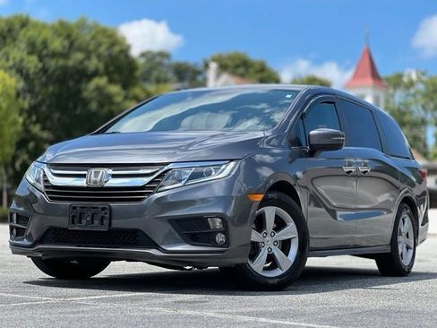 Used 2018 Honda Odyssey EX image 1