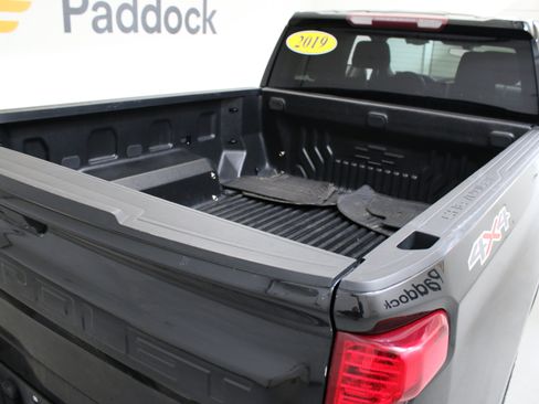 Used 2019 Chevrolet Silverado 1500 LT w/ All-Star Edition image 9