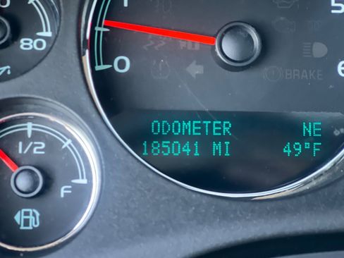 Used 2013 Chevrolet Tahoe LT w/ Luxury Package image 22