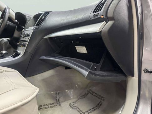 Used 2009 INFINITI G37 Journey w/ Premium Pkg RWD image 39