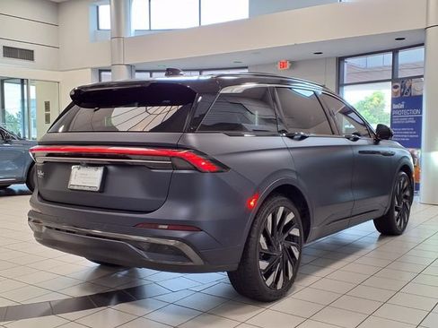 Certified 2024 Lincoln Nautilus Black Label w/ Jet Appearance Package (87T) AWD/4WD image 2