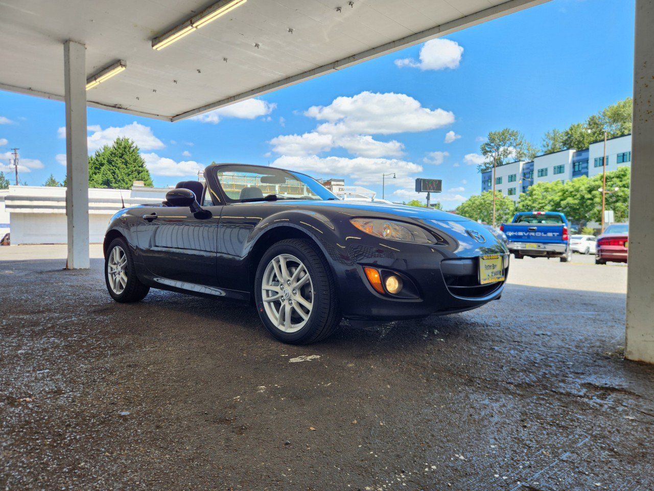 Used 2012 MAZDA MX-5 Miata Sport RWD image 7
