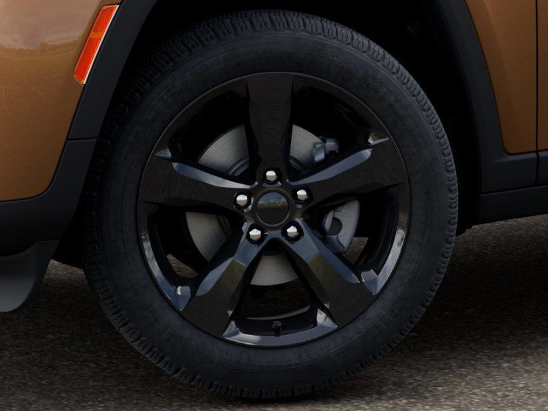 New 2026 Jeep Grand Cherokee Limited w/ Limited Altitude Package RWD image 8