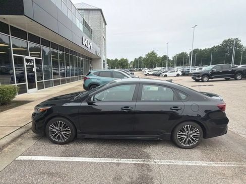 Used 2024 Kia Forte GT-Line w/ GT-Line Premium Package FWD image 6