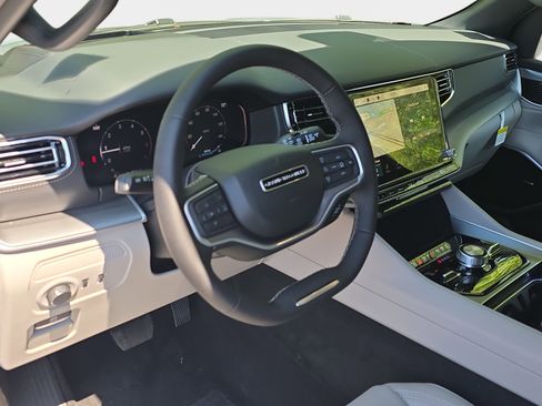 New 2026 Jeep Grand Wagoneer L Limited AWD/4WD image 31