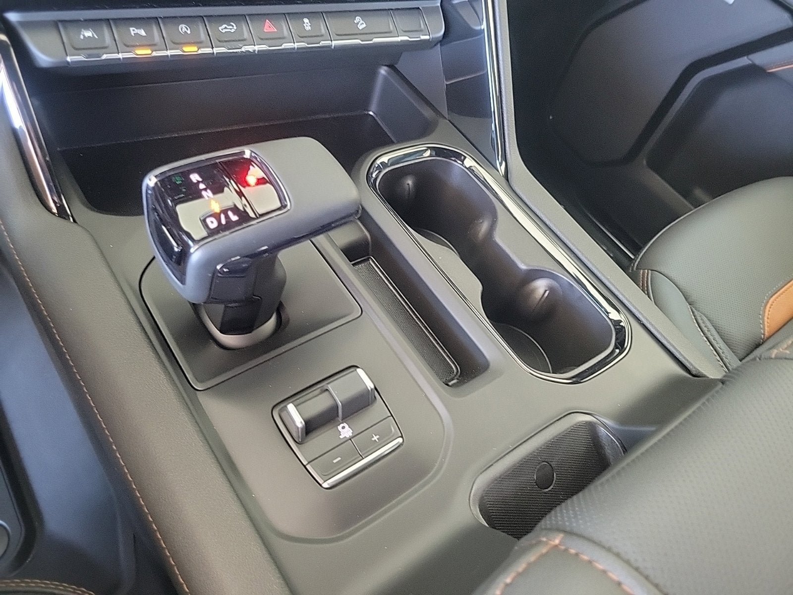 New 2026 GMC Sierra 1500 AT4 w/ Technology Package AWD/4WD image 20