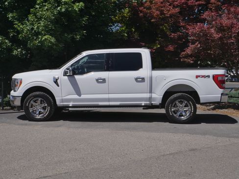 Certified 2023 Ford F150 Lariat w/ FX4 Off-Road Package AWD/4WD image 18
