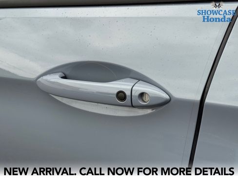 Used 2022 Honda Pilot Sport image 11