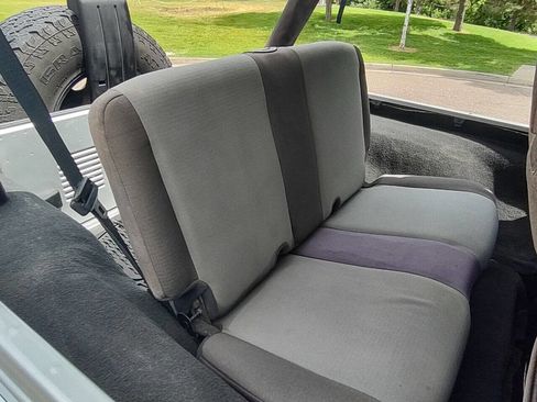 Used 2006 Jeep Wrangler Unlimited image 25