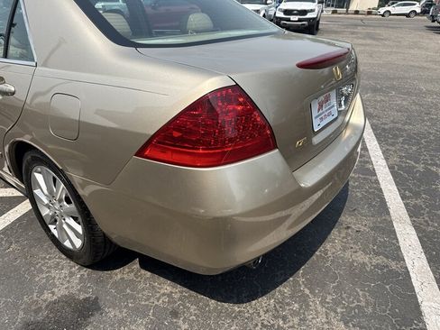 Used 2006 Honda Accord EX image 7