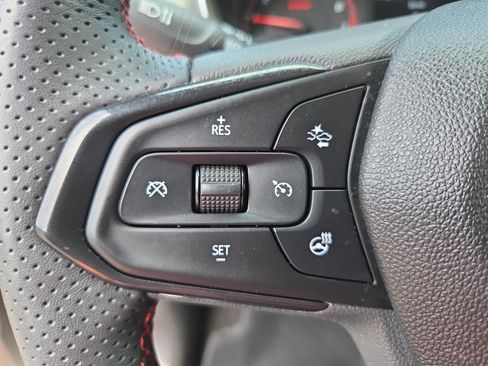 Used 2023 Chevrolet TrailBlazer RS w/ Convenience Package FWD image 28