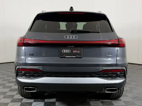 Used 2025 Audi Q5 Premium w/ Convenience Package image 10