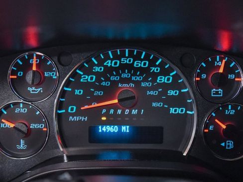 Used 2024 GMC Savana 2500 w/ Driver Convenience Package image 20