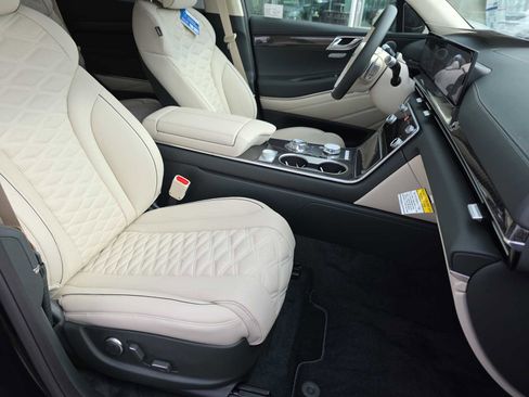 New 2026 Genesis GV80 3.5T e-SC image 31