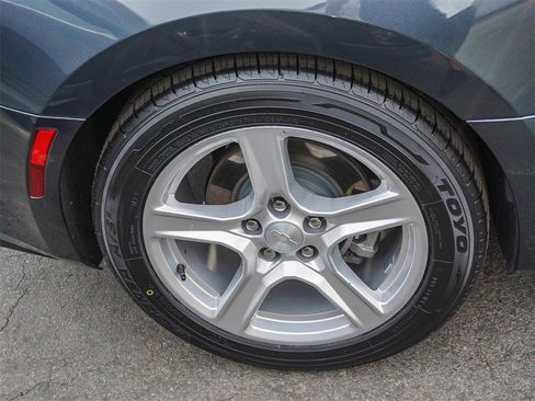 Used 2023 Chevrolet Camaro LT image 8