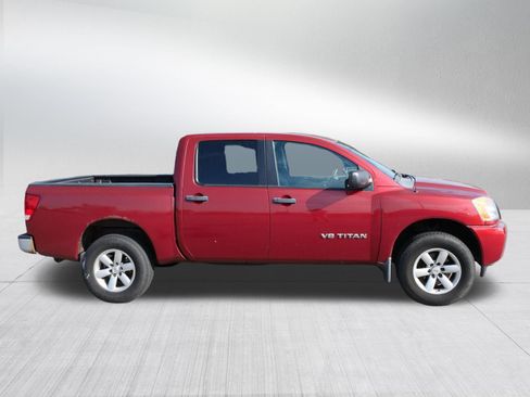Used 2015 Nissan Titan S AWD/4WD image 8