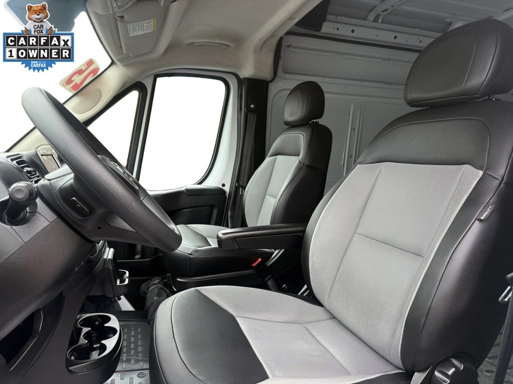 Used 2025 RAM ProMaster 2500 w/ Convenience Group FWD image 9