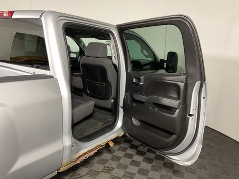 Used 2015 Chevrolet Silverado 2500 LT w/ LT Convenience Package AWD/4WD image 29
