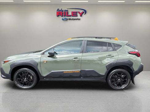 Certified 2025 Subaru Crosstrek 2.5i Wilderness w/ Crosstrek Mirror Package AWD/4WD image 2