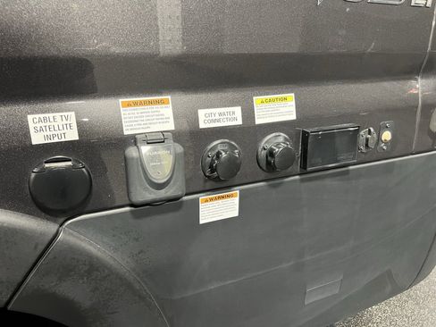 Used 2021 RAM ProMaster 3500 w/ Convenience Group image 53