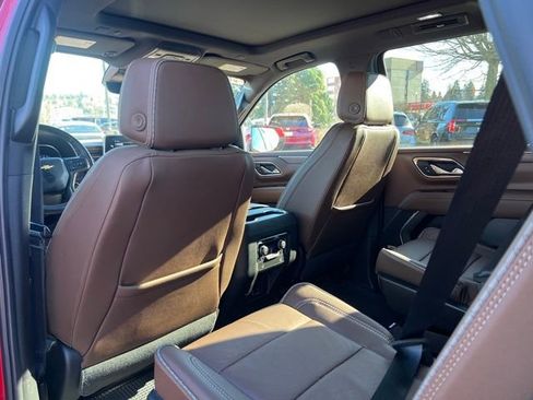 Used 2023 Chevrolet Tahoe High Country image 11