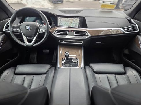 Used 2020 BMW X5 xDrive40i w/ Premium Package image 11