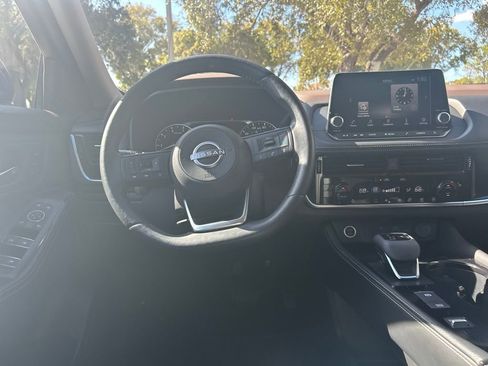 Used 2022 Nissan Rogue SL image 51