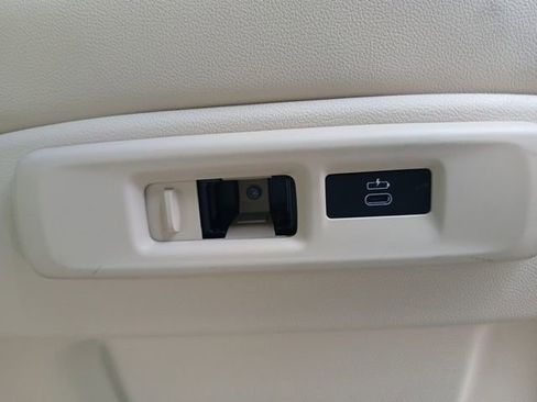 Used 2022 BMW X5 sDrive40i w/ Premium Package RWD image 14